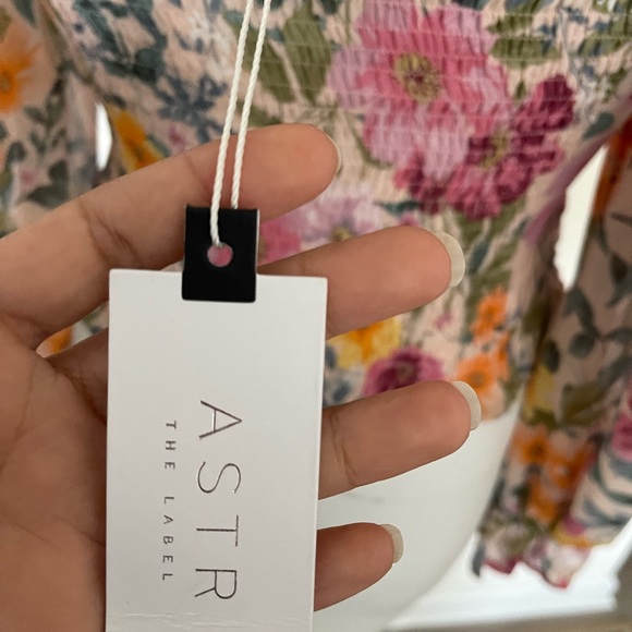 NWT ASTR Flores cheer top - Picture 4 of 6